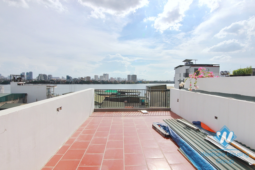 A new penthouse studio with panoramic lake view and contemmporary interior for rent 